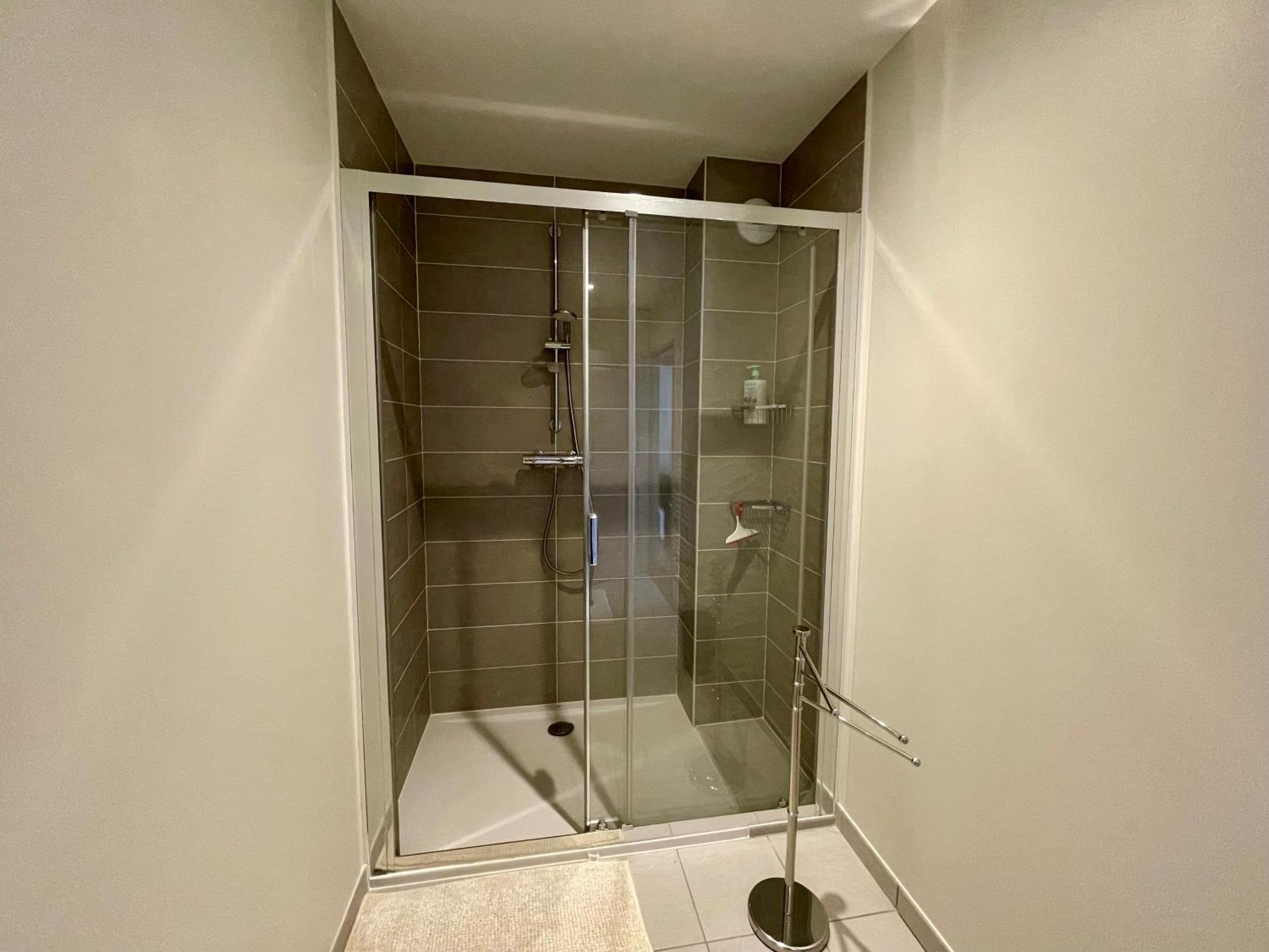Au Coeur De L'avenue Lajarige Apartment